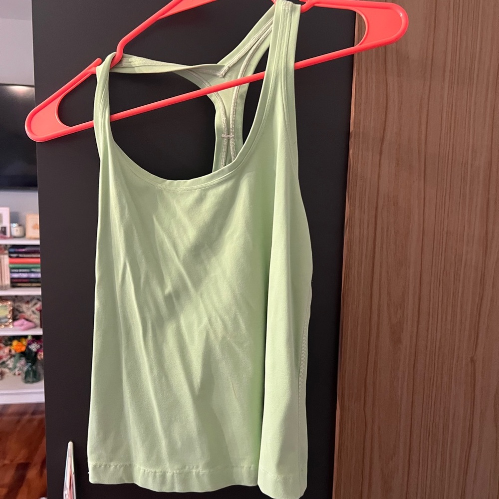 Lululemon tank